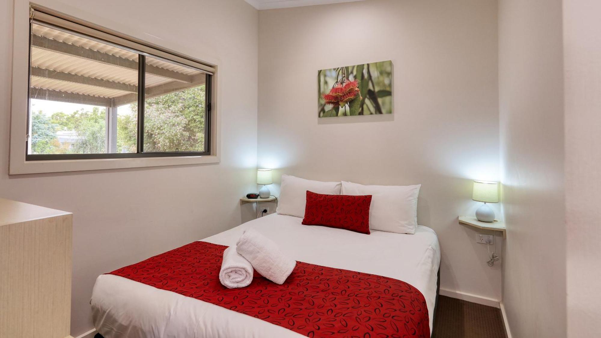 Yarrawonga Riverlands Tourist Park Экстерьер фото