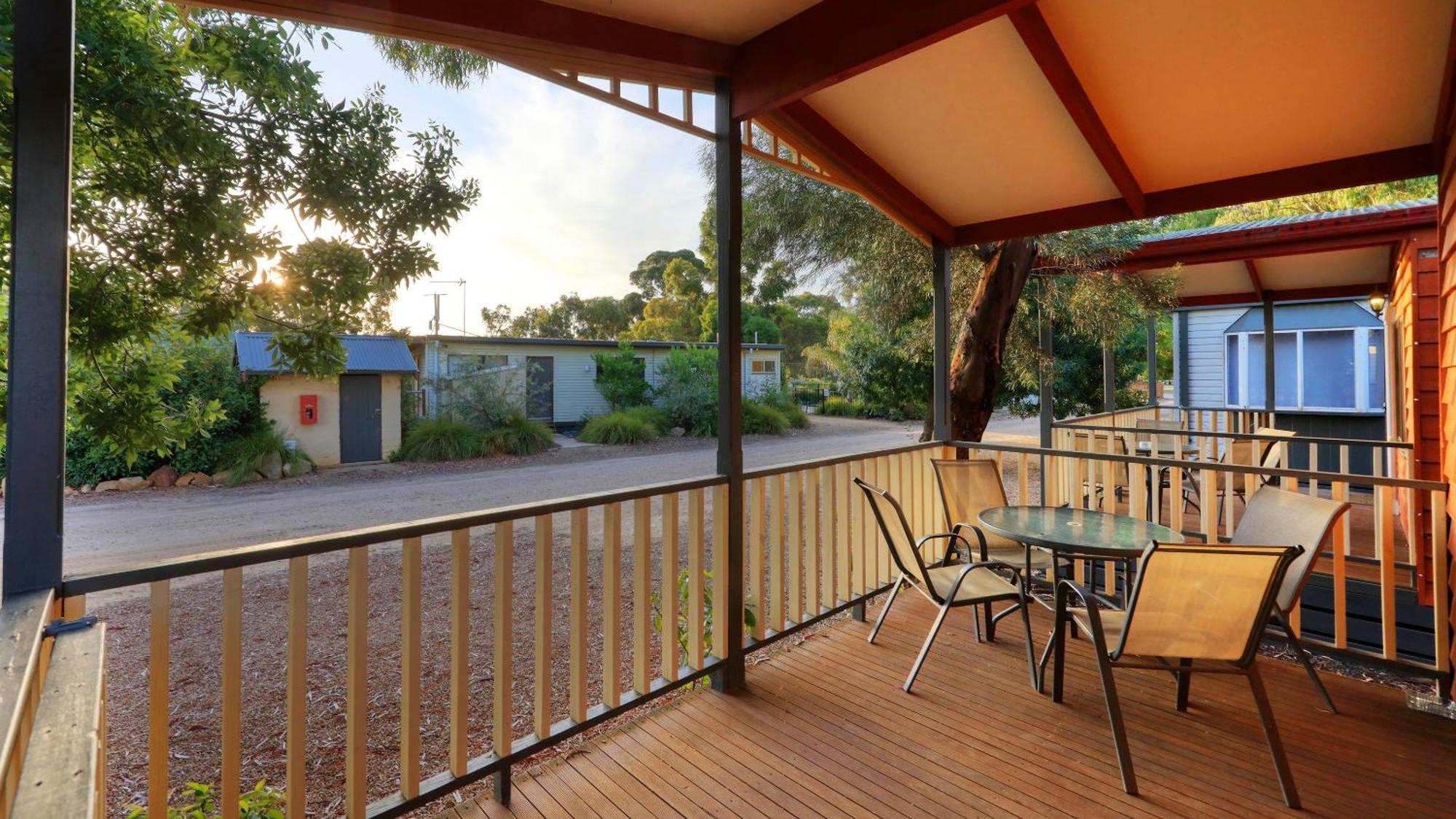 Yarrawonga Riverlands Tourist Park Номер фото